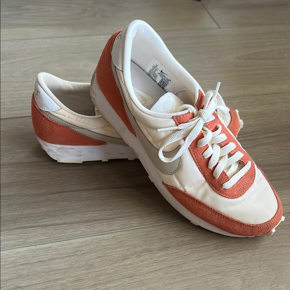 Nike Daybreak Sneaker